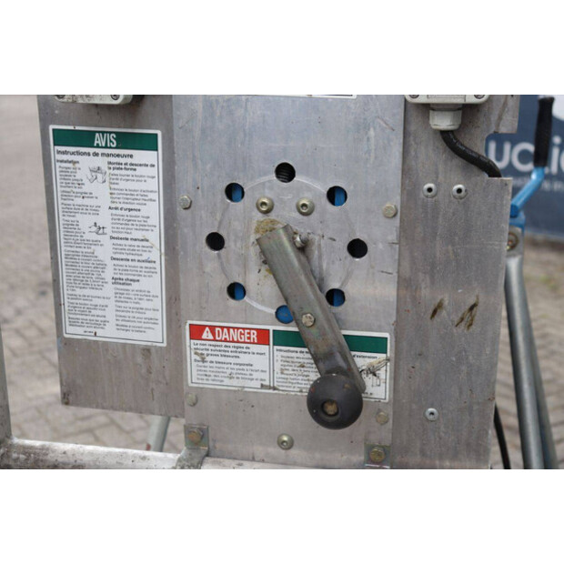 2000 Genie IWPE-20S-47439507