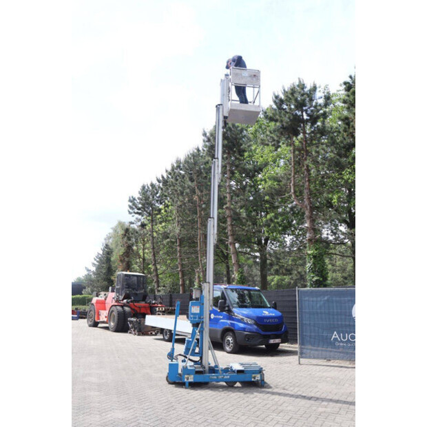 2000 Genie IWPE-20S-47439510