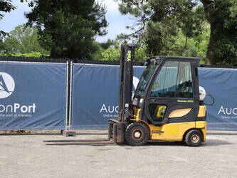 Image de ENGINS DE LEVAGE 2006 Yale GLP20SVX À vendre à France