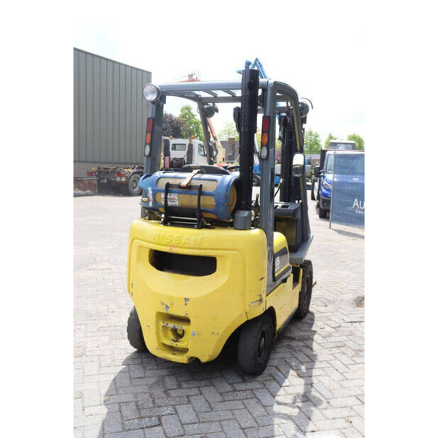 2001 نيسان PDO1A15PO-47439626
