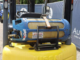2001-nissan-pdo1a15po-47439638