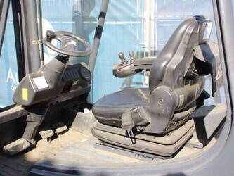 2009-linde-e30-336-660-47439715