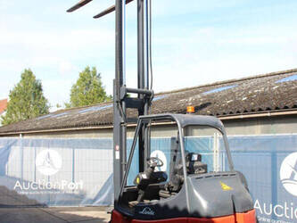 2009-linde-e30-336-660-47439724