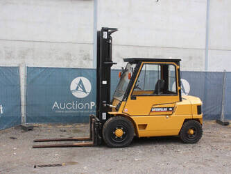 Image for LIFTS 1994 Caterpillar DP40