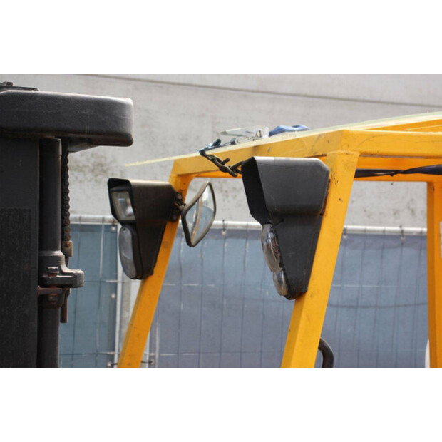 2004 Hyster H2.50XM-47439959