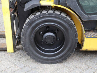 2021-yale-gdp30vxe2345-47440325