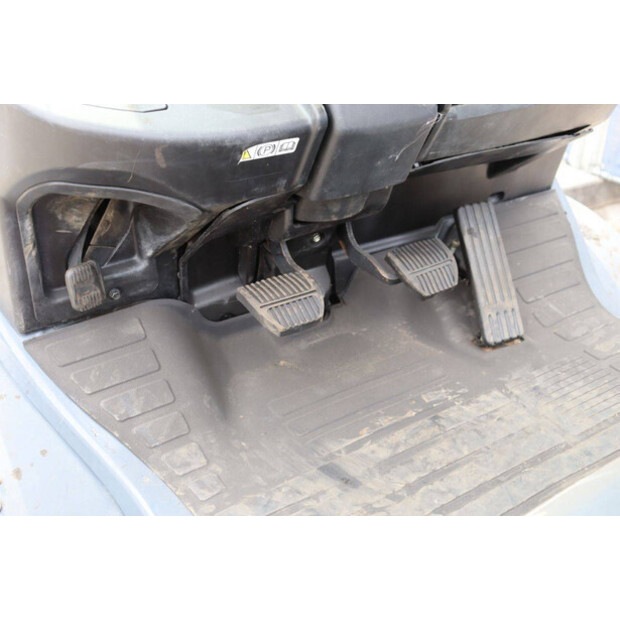 2017 Toyota 02-8FDF30-47440428
