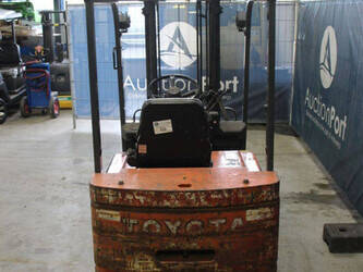 2000-toyota-5fbe18-1456909-47440571
