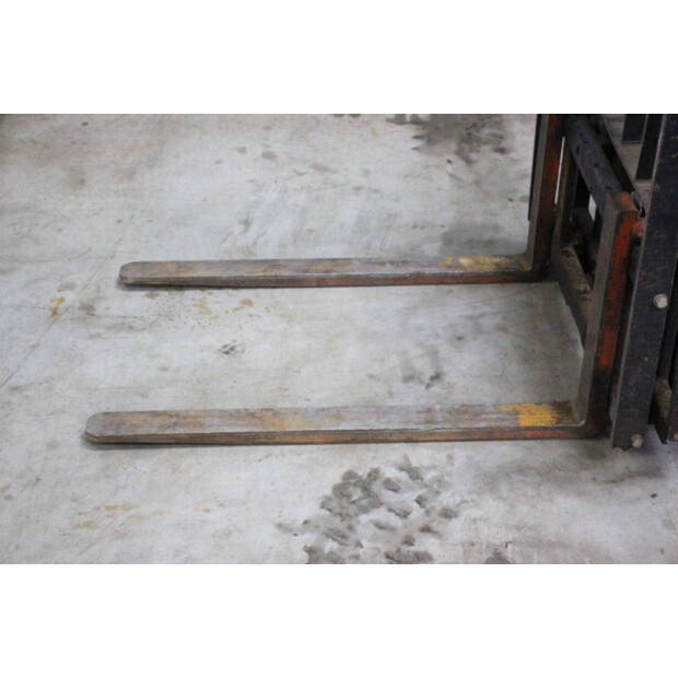 2000 Toyota 5FBE18-47440578