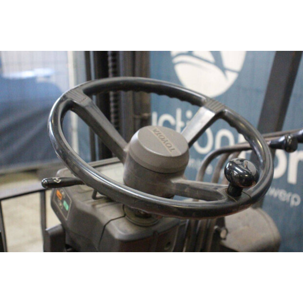 2000 Toyota 5FBE18-47440587