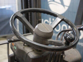 2000-toyota-5fbe18-1456909-47440587