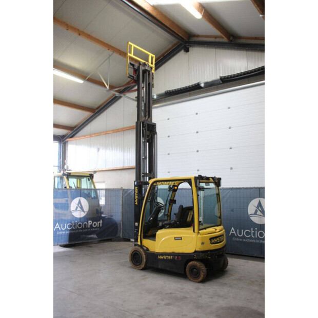 2017 Hyster J2.5XN-47440837