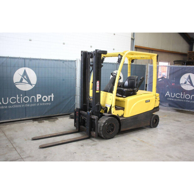 2016 Hyster J3.0XN-47440875
