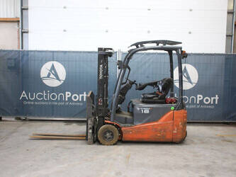 2020-toyota-8fbe18t-1456924-47441020