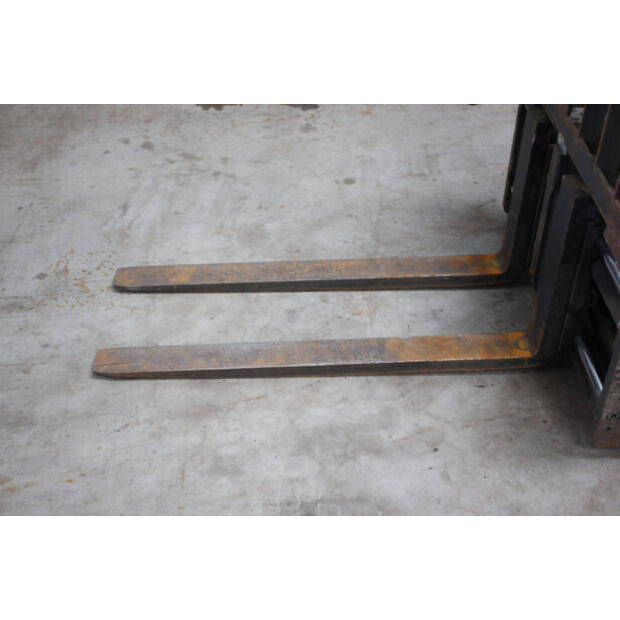 Toyota Traigo 18-47441062