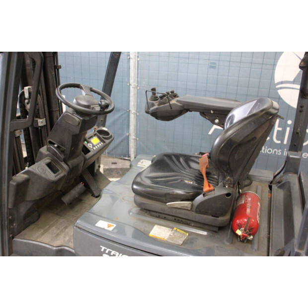 Toyota Traigo 18-47441069