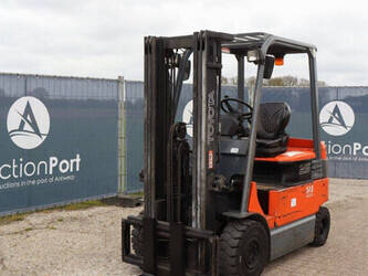 2010-toyota-7fbmf25-1456933-47441320