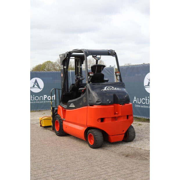 2005 Linde E30-03-600-47441560