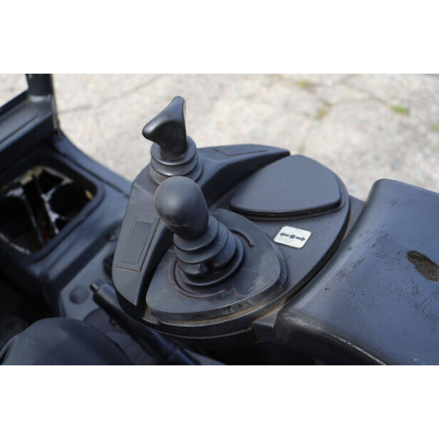2005 Linde E30-03-600-47441584
