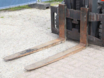 2005-linde-e30-03-600-1456946-47441785
