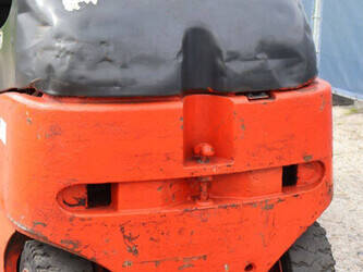 2005-linde-e30-03-600-1456946-47441791