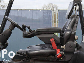 2005-linde-e30-03-600-1456946-47441793