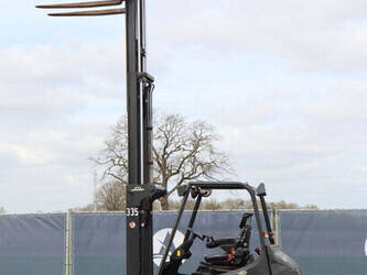2005-linde-e30-03-600-1456946-47441810