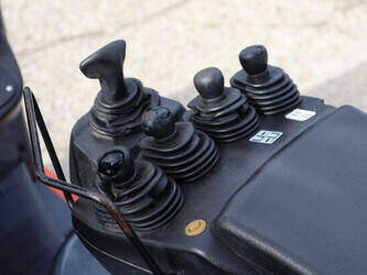 2021-toyota-8fbe18t-1456947-47441845