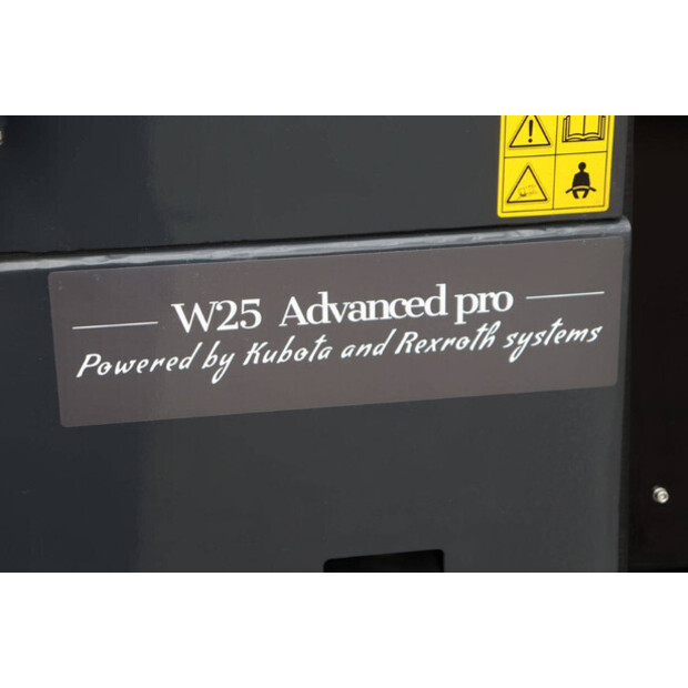 2026 Panther W25-47441920