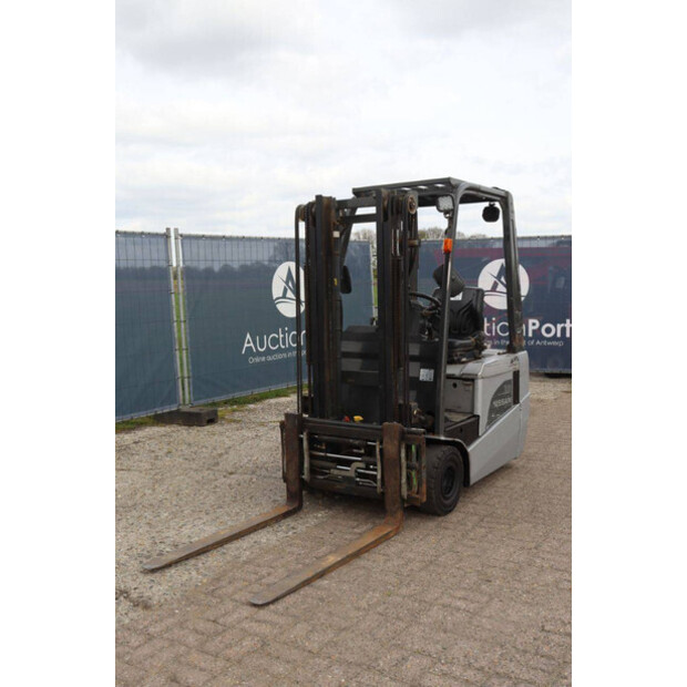2011 NISSAN 1N1L18Q-47441987