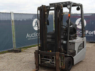 2011-nissan-1n1l18q-1456951-47441987