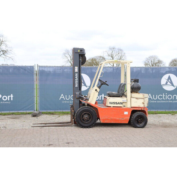 NISSAN PF02A20U-47442012