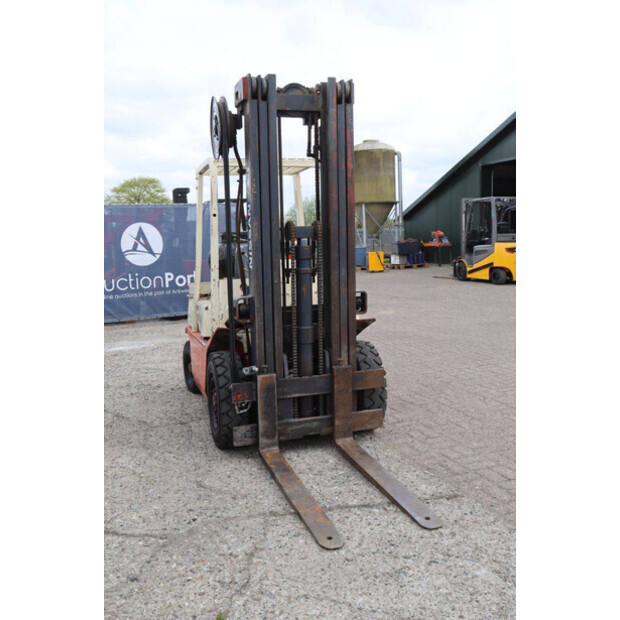 NISSAN PF02A20U-47442018