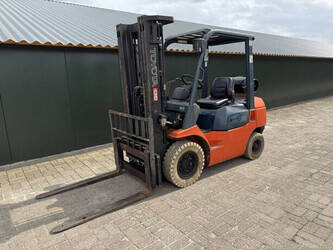 Image for FORKLIFTS 2003 Toyota 42-7FG25