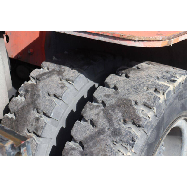 2005 Toyota D70-47442350