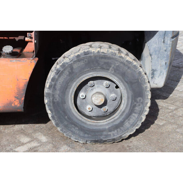 2005 Toyota D70-47442351