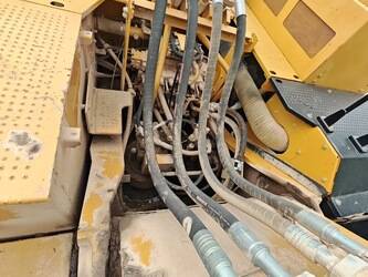 2017-caterpillar-374fl-1456972-47442630
