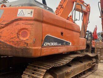 Image for MINI EXCAVATORS 2015 Doosan DX300LCA for Sale in Germany