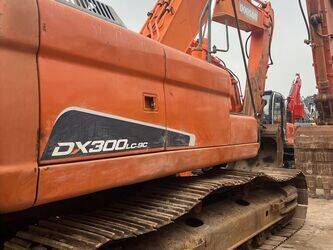 2015-doosan-dx300lca-1456977-47442695