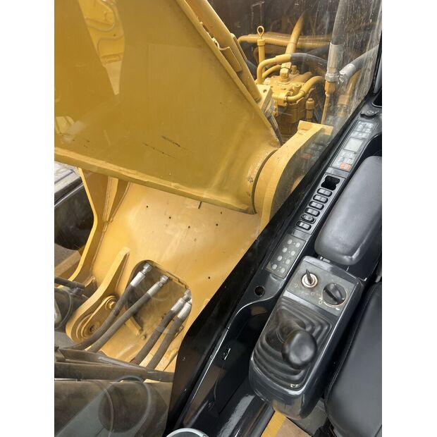 2023 Caterpillar 325DL-47442727