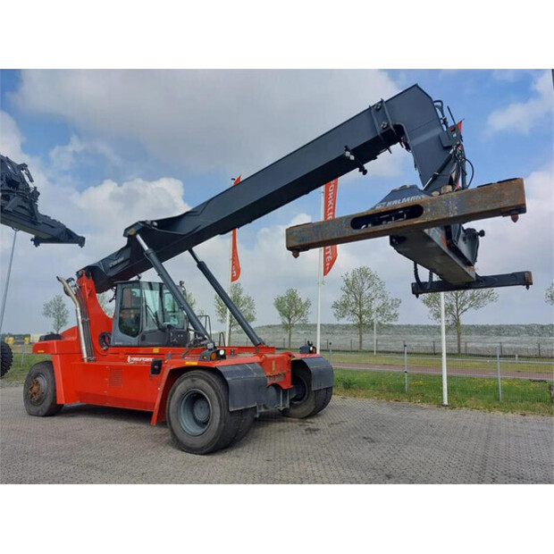 2019 KALMAR DRG120-54S6-47443805