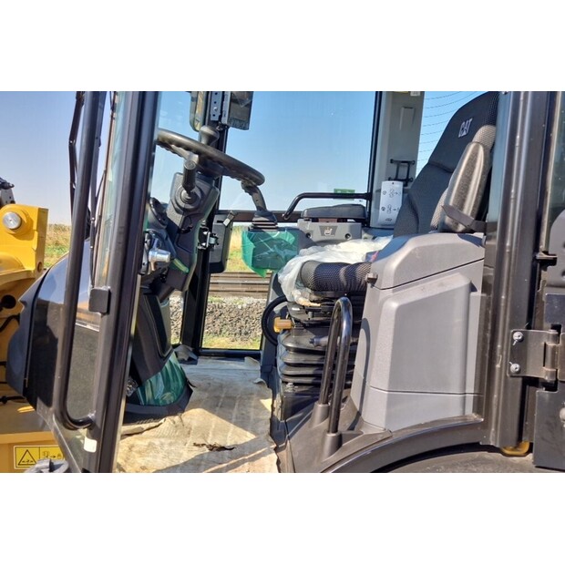 2024 Caterpillar 906-47444027