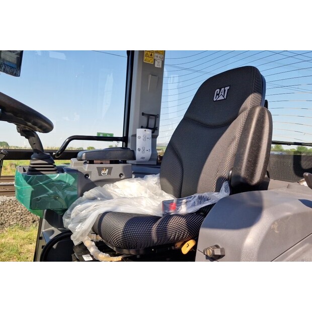 2024 Caterpillar 906-47444028