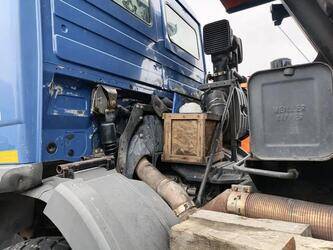 2010-mercedes-benz-actros-3341-47444037