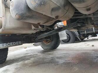 2010-mercedes-benz-actros-3341-47444041