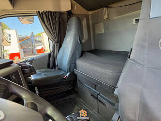 2014-volvo-fh-1457016-47444160