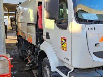 2012-renault-midlum-1456709-47456601