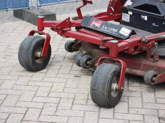 2014-toro-zeroturn-7000-1457097-47459942
