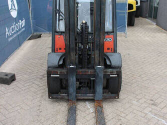 2012-linde-h30t-01-1457106-47460224