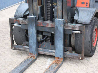 2012-linde-h30t-01-1457106-47460230